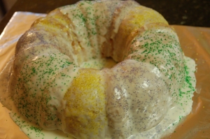 Mardi Gras Cake by Sugar High Bakery
